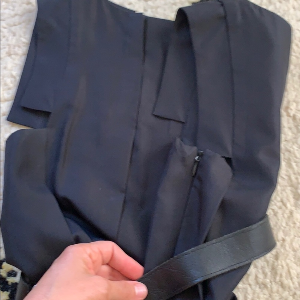 Beautiful, elegant Silk Black Halo pleated dress - Picture 7 of 8